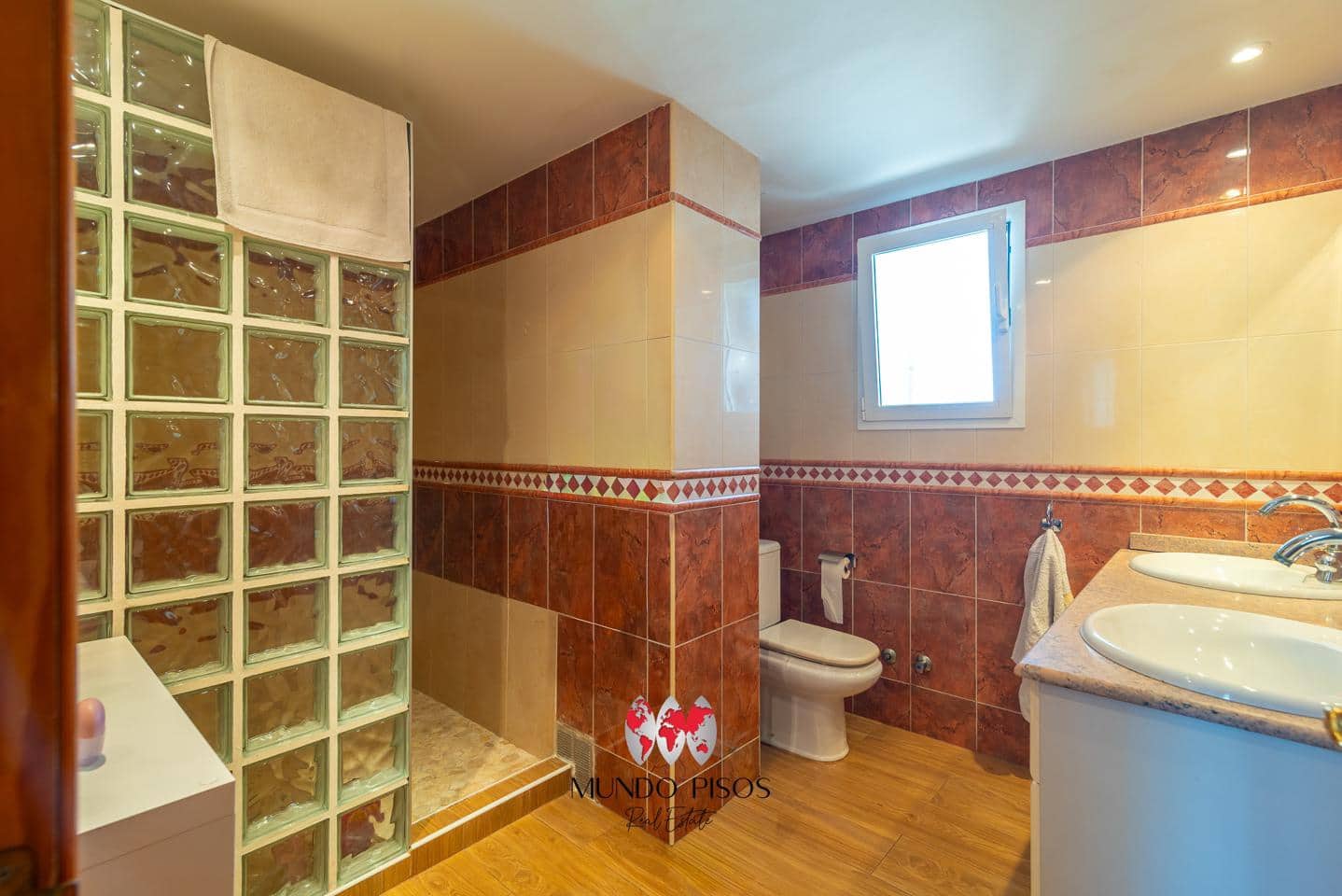 3 bedroom Flat for sale in Palma de Mallorca - € 330,000 (Ref: 9838368)
