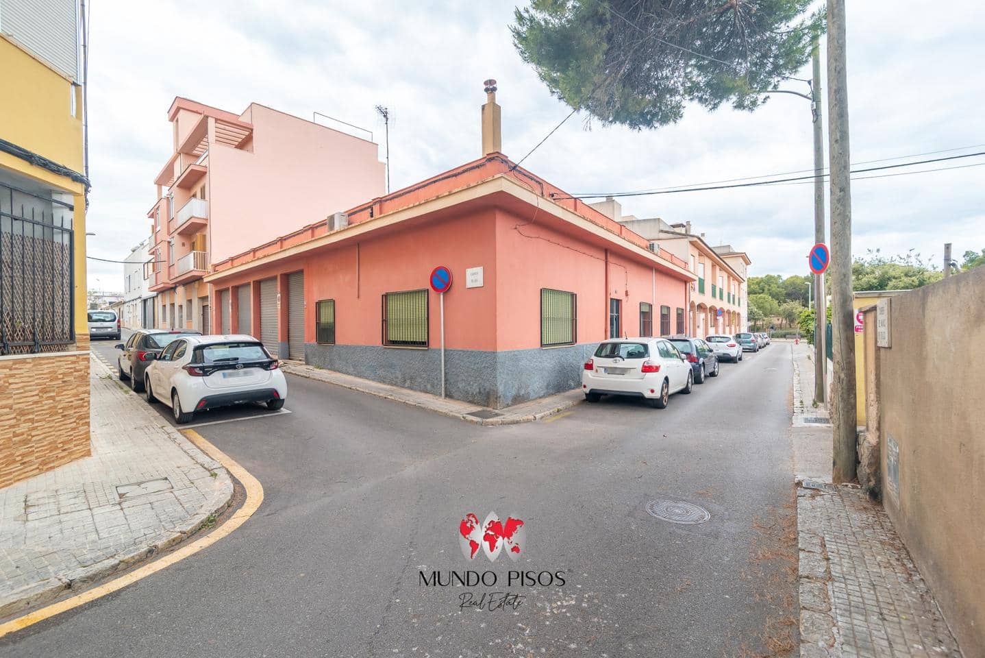 3 bedroom Flat for sale in Coll d'en Rabassa with garage - € 780,000 (Ref: 9841522)