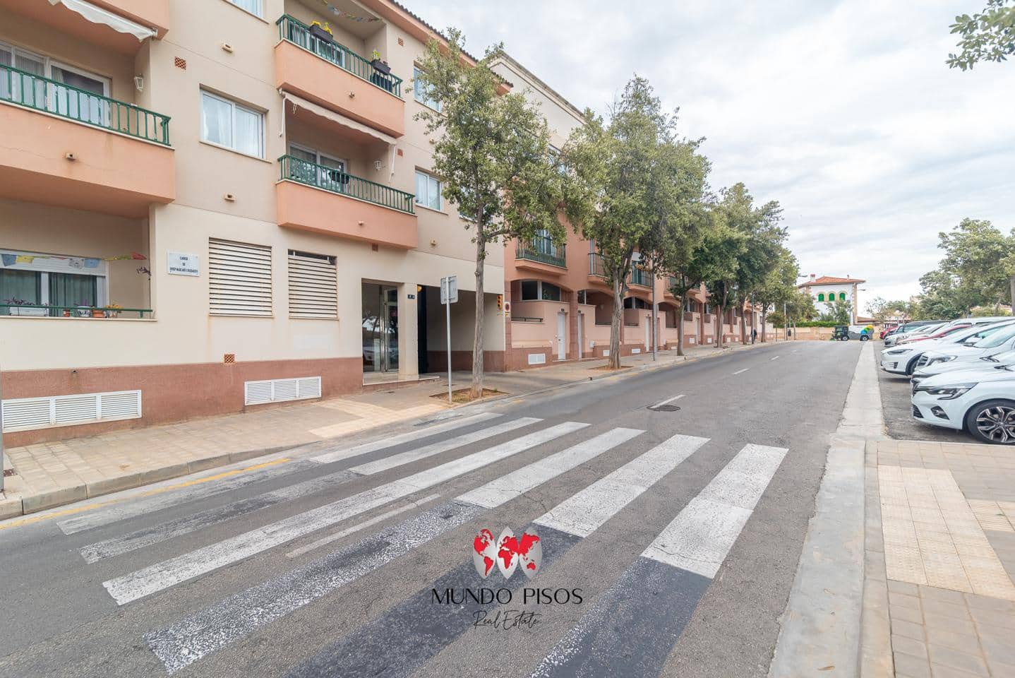 3 bedroom Flat for sale in Coll d'en Rabassa with garage - € 780,000 (Ref: 9841522)