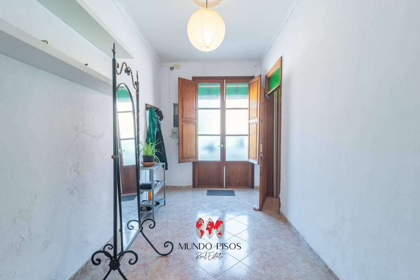 3 bedroom Villa for sale in Sant Joan with garage - € 379,000 (Ref: 9866181)