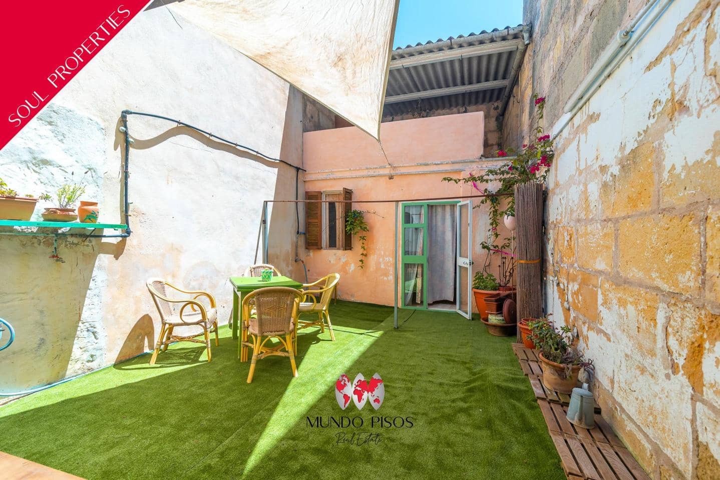 3 bedroom Villa for sale in Sant Joan with garage - € 379,000 (Ref: 9866181)