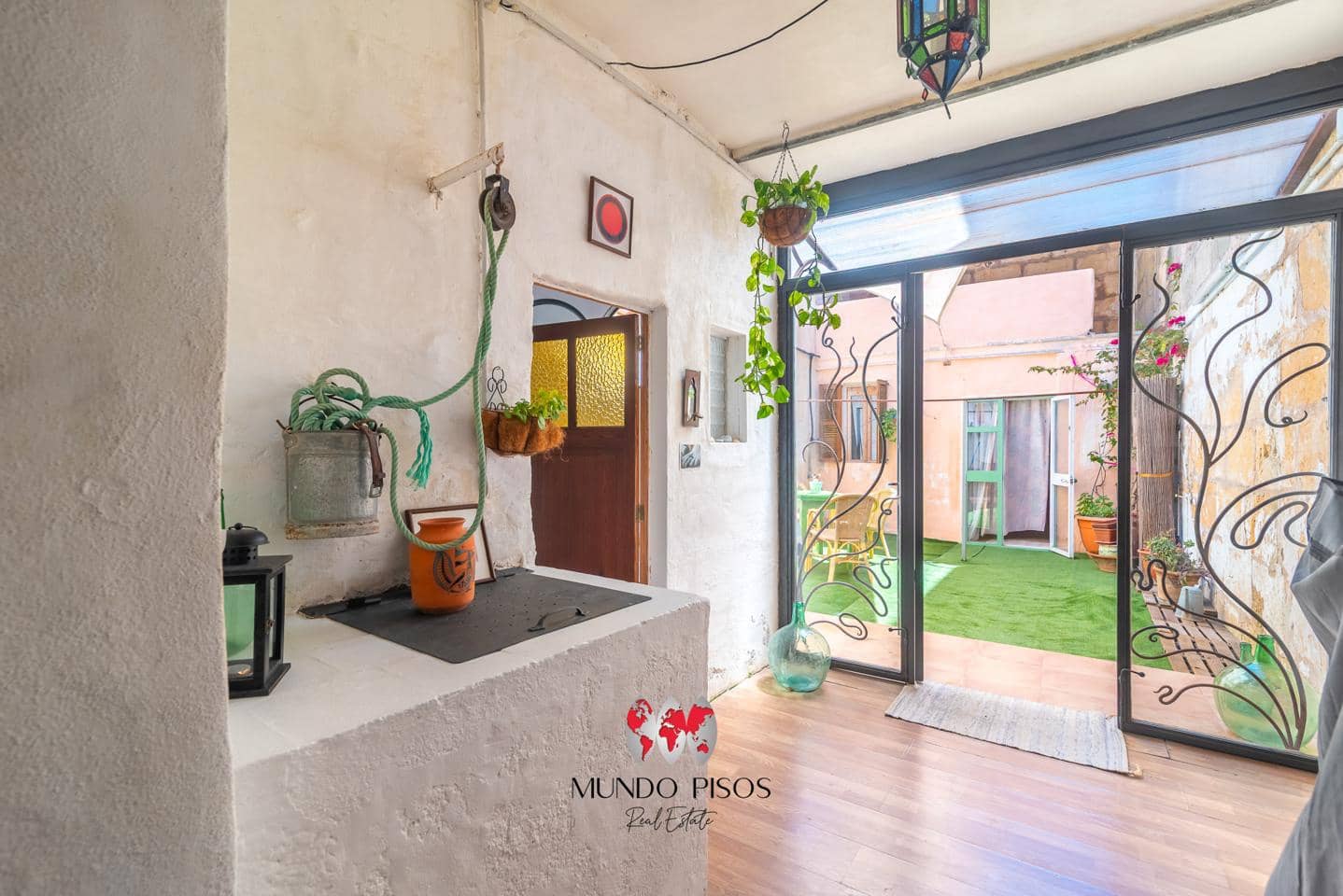 3 bedroom Villa for sale in Sant Joan with garage - € 379,000 (Ref: 9866181)
