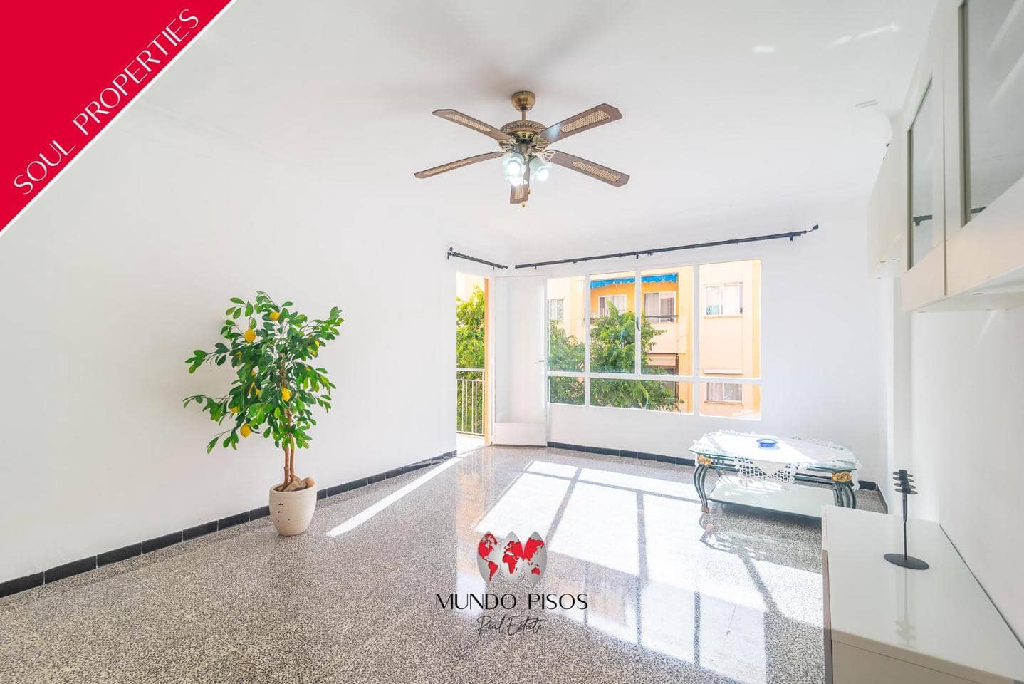 3 bedroom Flat for sale in Palma de Mallorca - € 449,000 (Ref: 9914913)