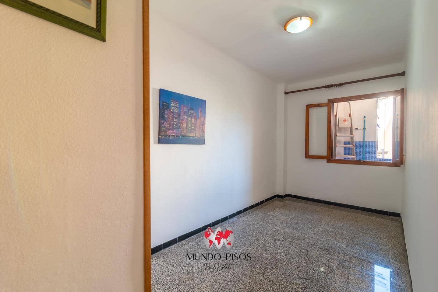 3 bedroom Flat for sale in Palma de Mallorca - € 449,000 (Ref: 9914913)