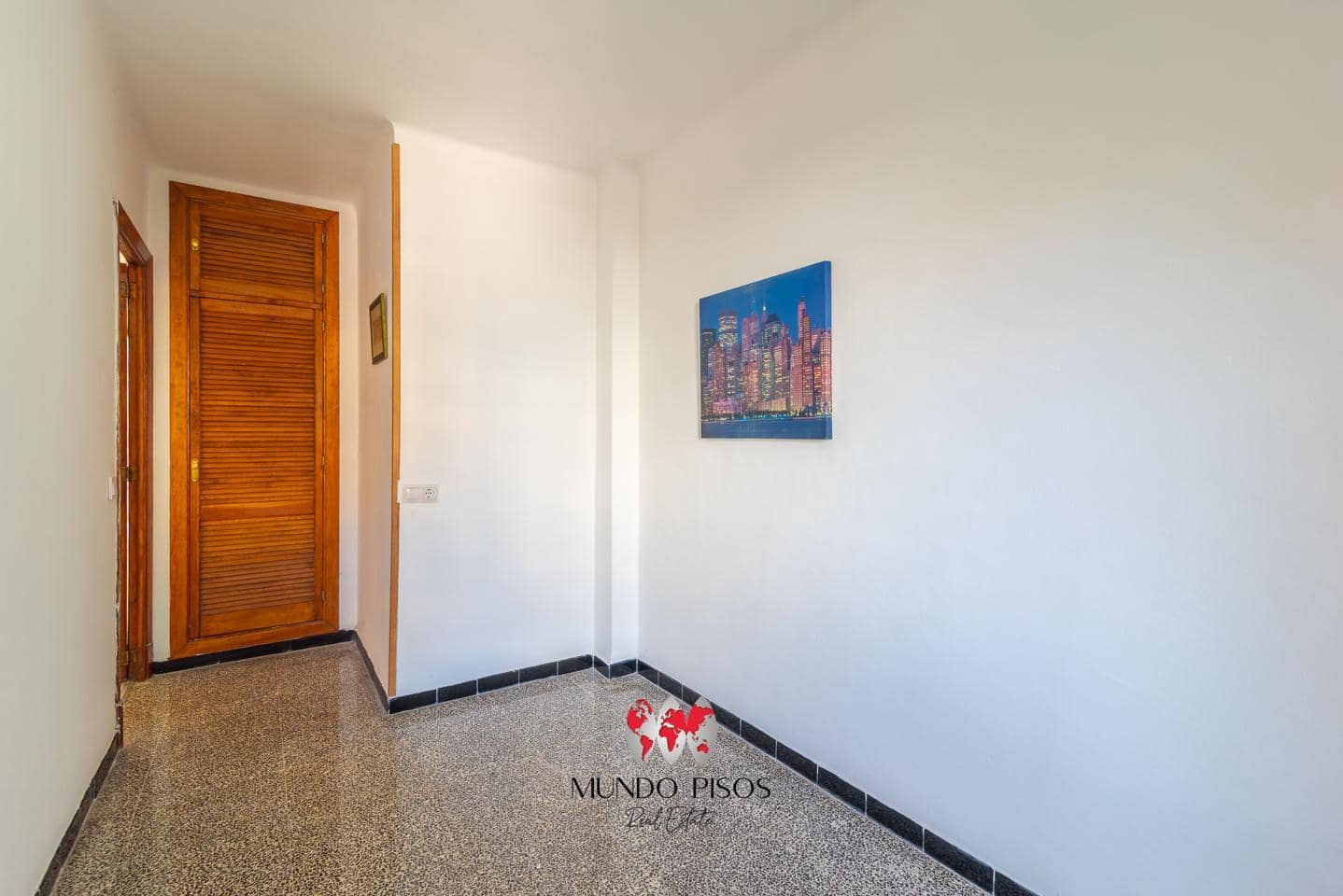 3 bedroom Flat for sale in Palma de Mallorca - € 449,000 (Ref: 9914913)