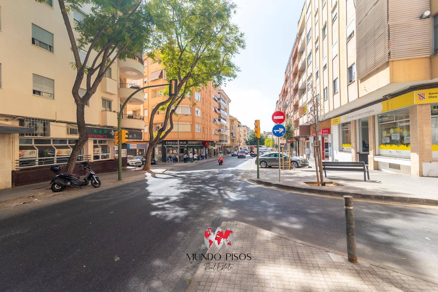 3 bedroom Flat for sale in Palma de Mallorca - € 449,000 (Ref: 9914913)