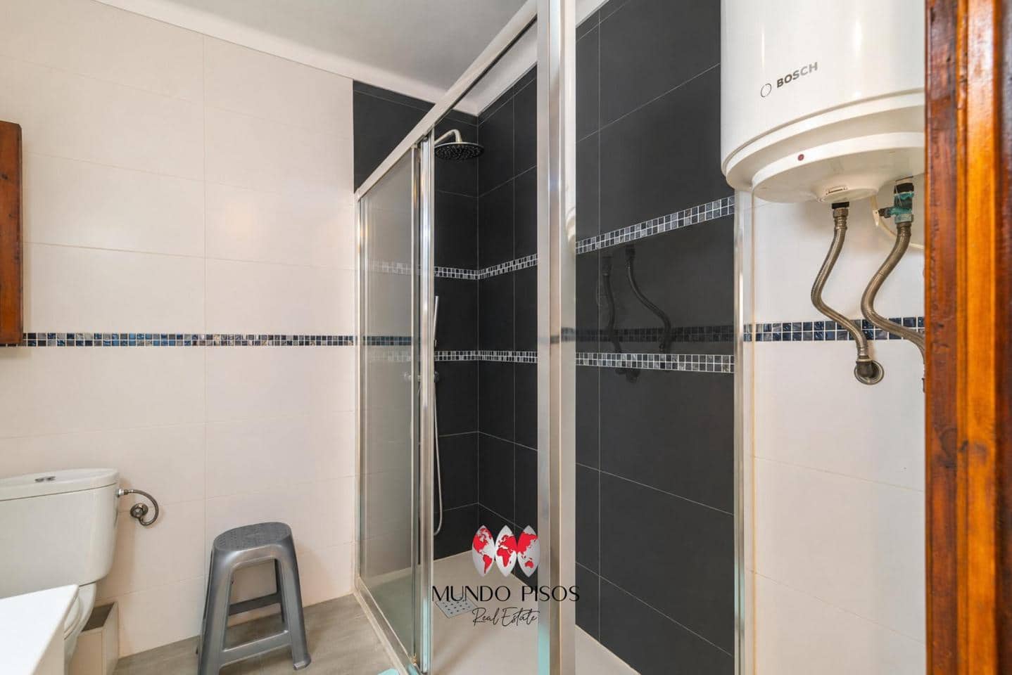 3 bedroom Flat for sale in Palma de Mallorca - € 449,000 (Ref: 9914913)