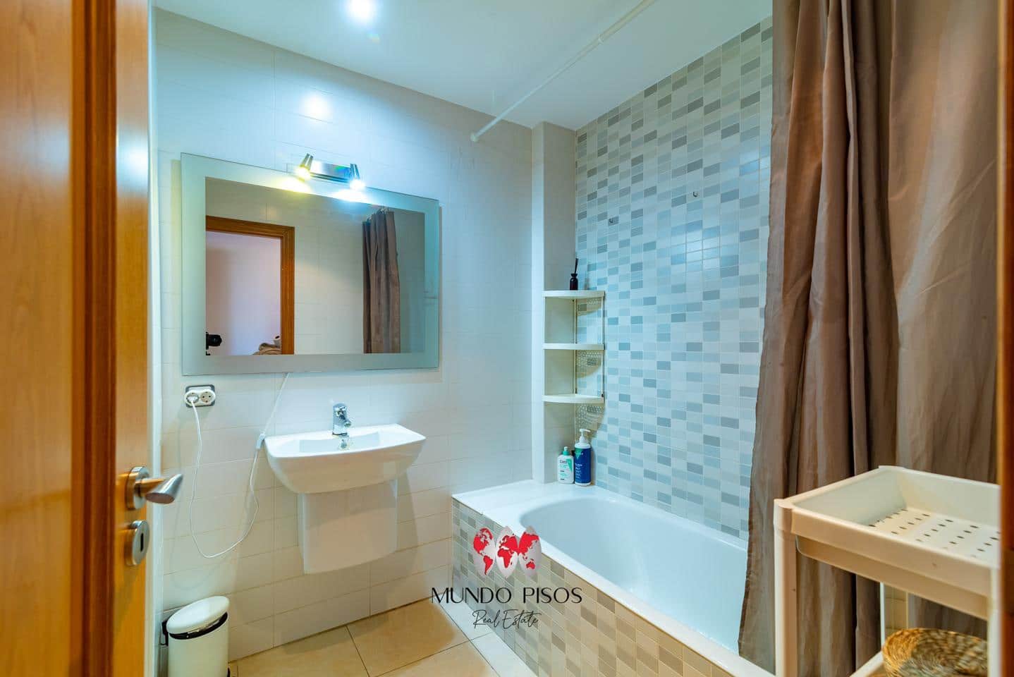2 bedroom Flat for sale in Palma de Mallorca - € 349,000 (Ref: 9928463)