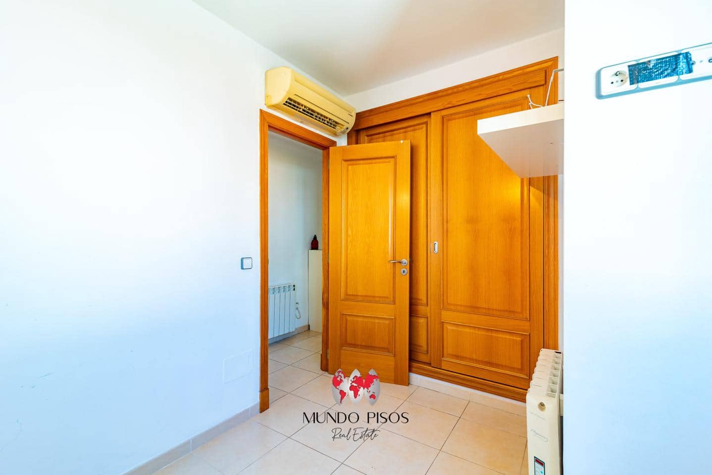 2 bedroom Flat for sale in Palma de Mallorca - € 349,000 (Ref: 9928463)