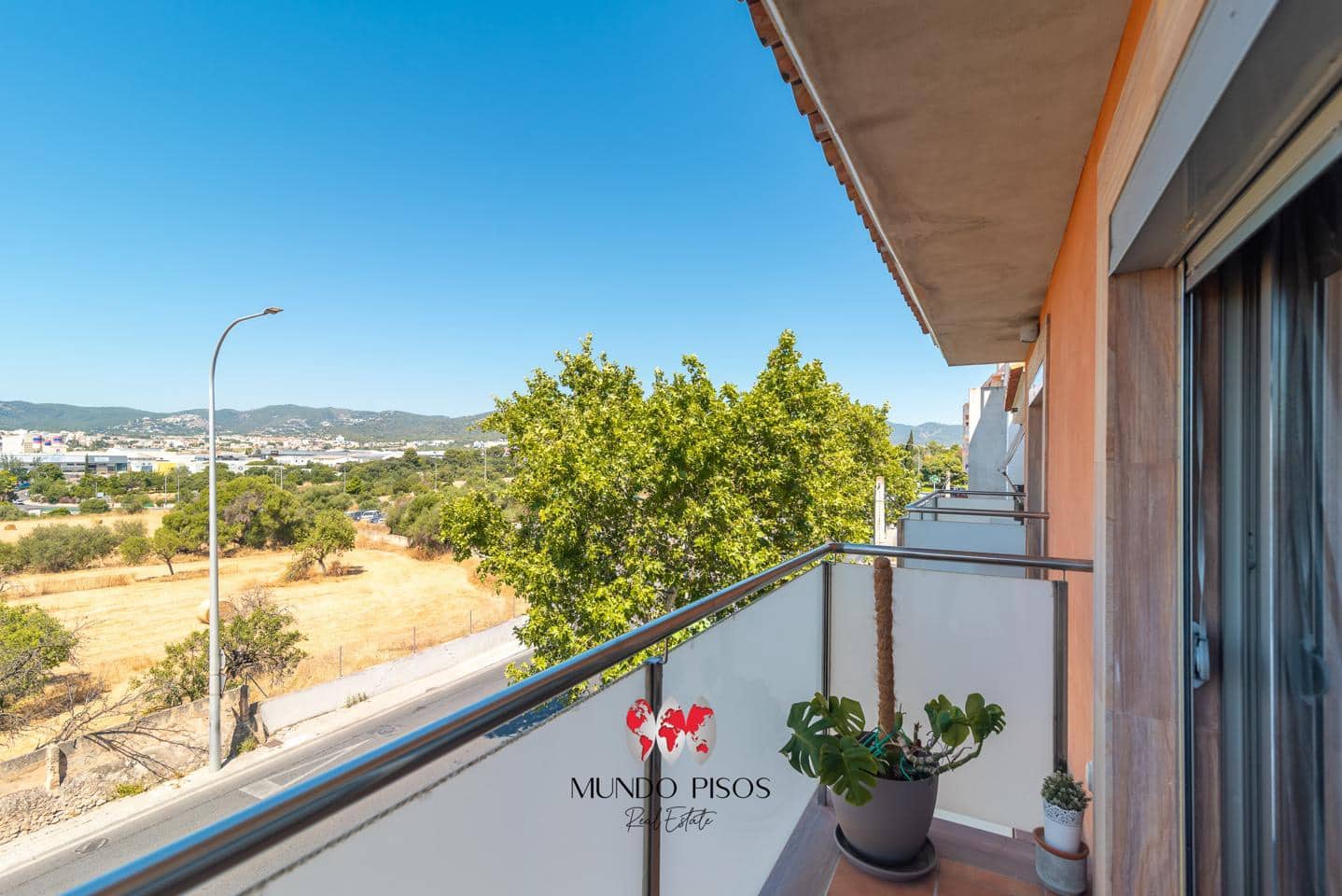 2 bedroom Flat for sale in Palma de Mallorca - € 349,000 (Ref: 9928463)