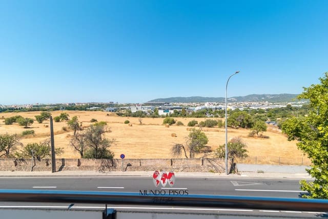 2 bedroom Flat for sale in El Secar de la Real, Palma de Mallorca - € 349,000 (Ref: 9928463)