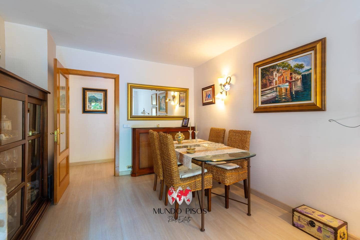 3 bedroom Flat for sale in Palma de Mallorca with garage - € 595,000 (Ref: 9932375)