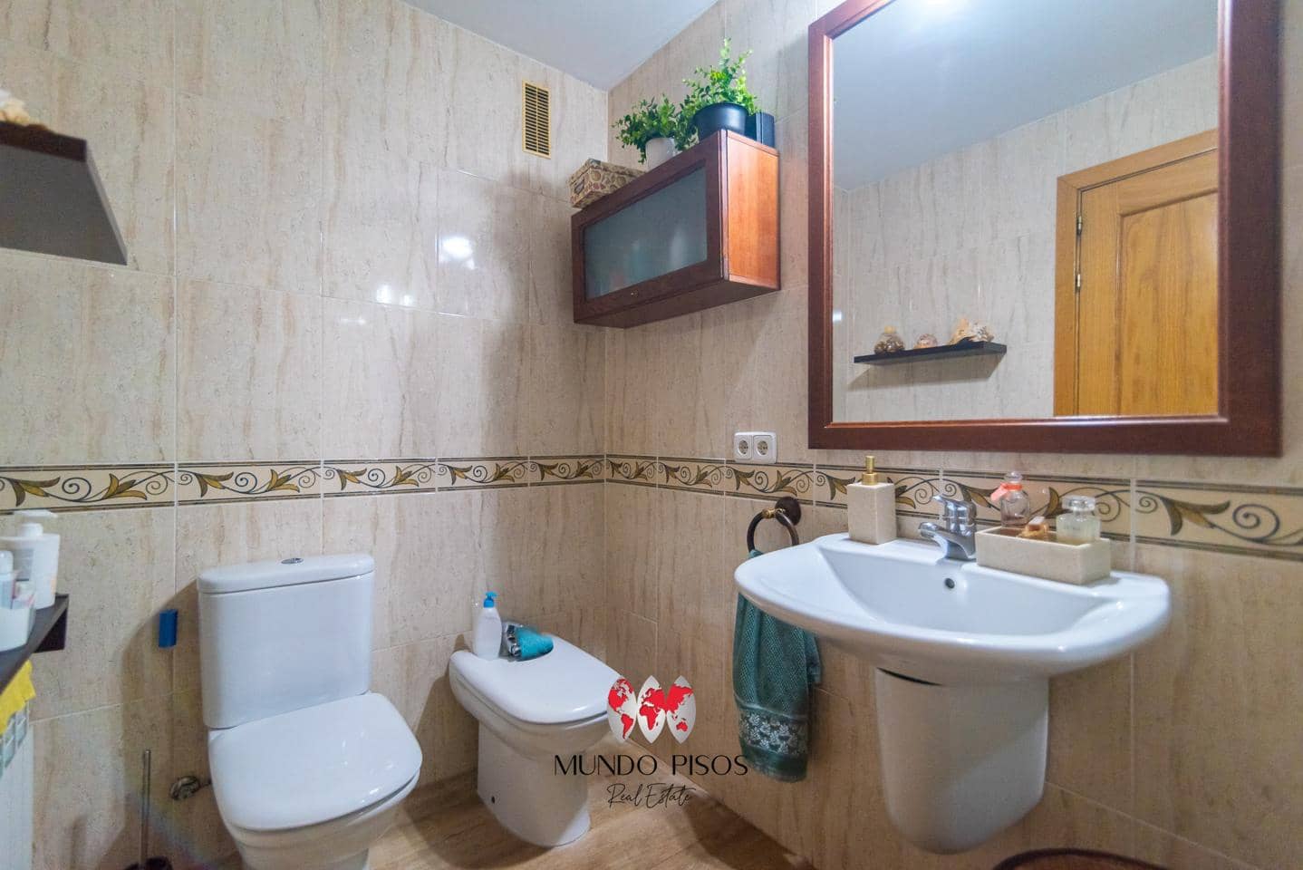 3 bedroom Flat for sale in Palma de Mallorca with garage - € 595,000 (Ref: 9932375)