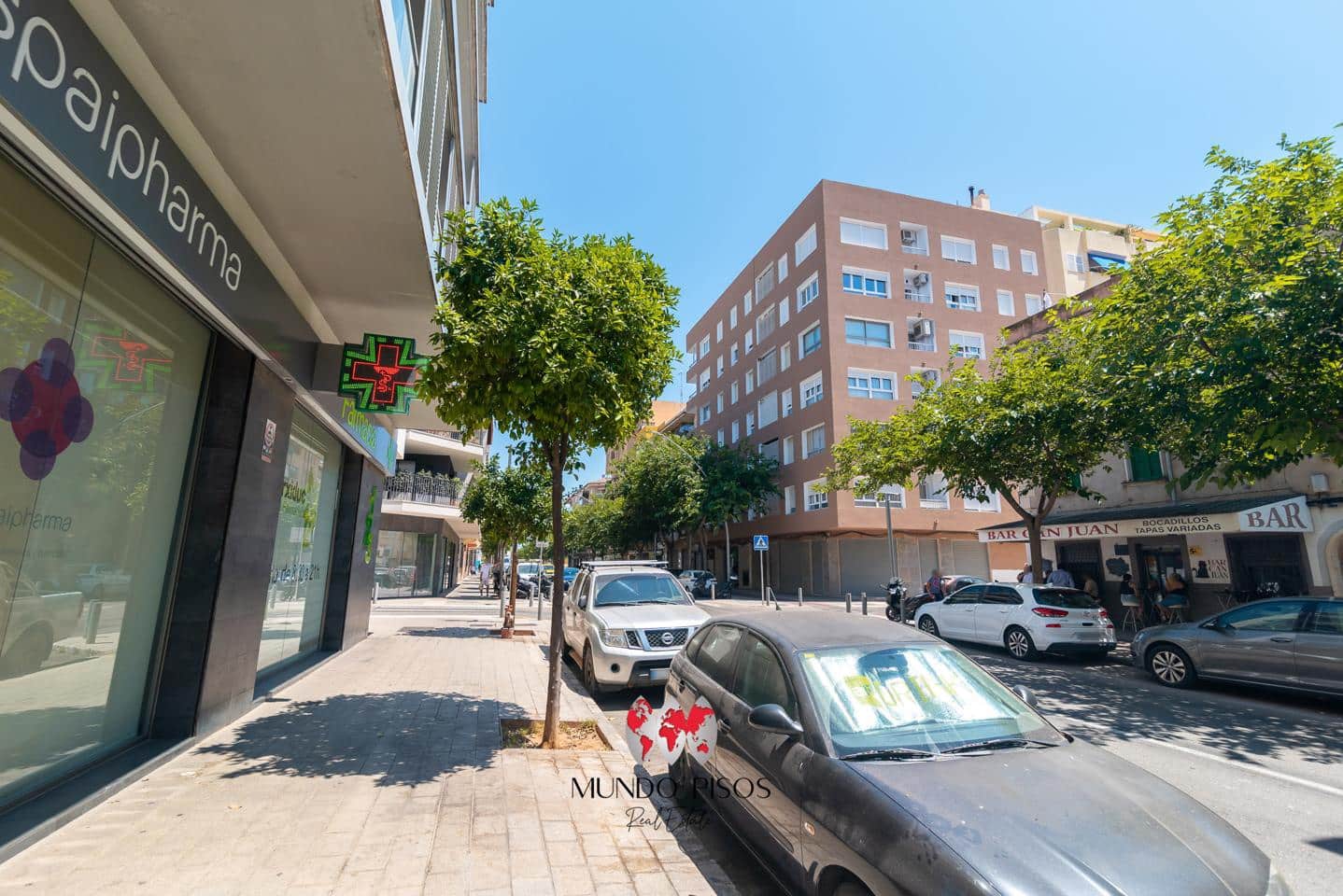 3 bedroom Flat for sale in Palma de Mallorca with garage - € 595,000 (Ref: 9932375)