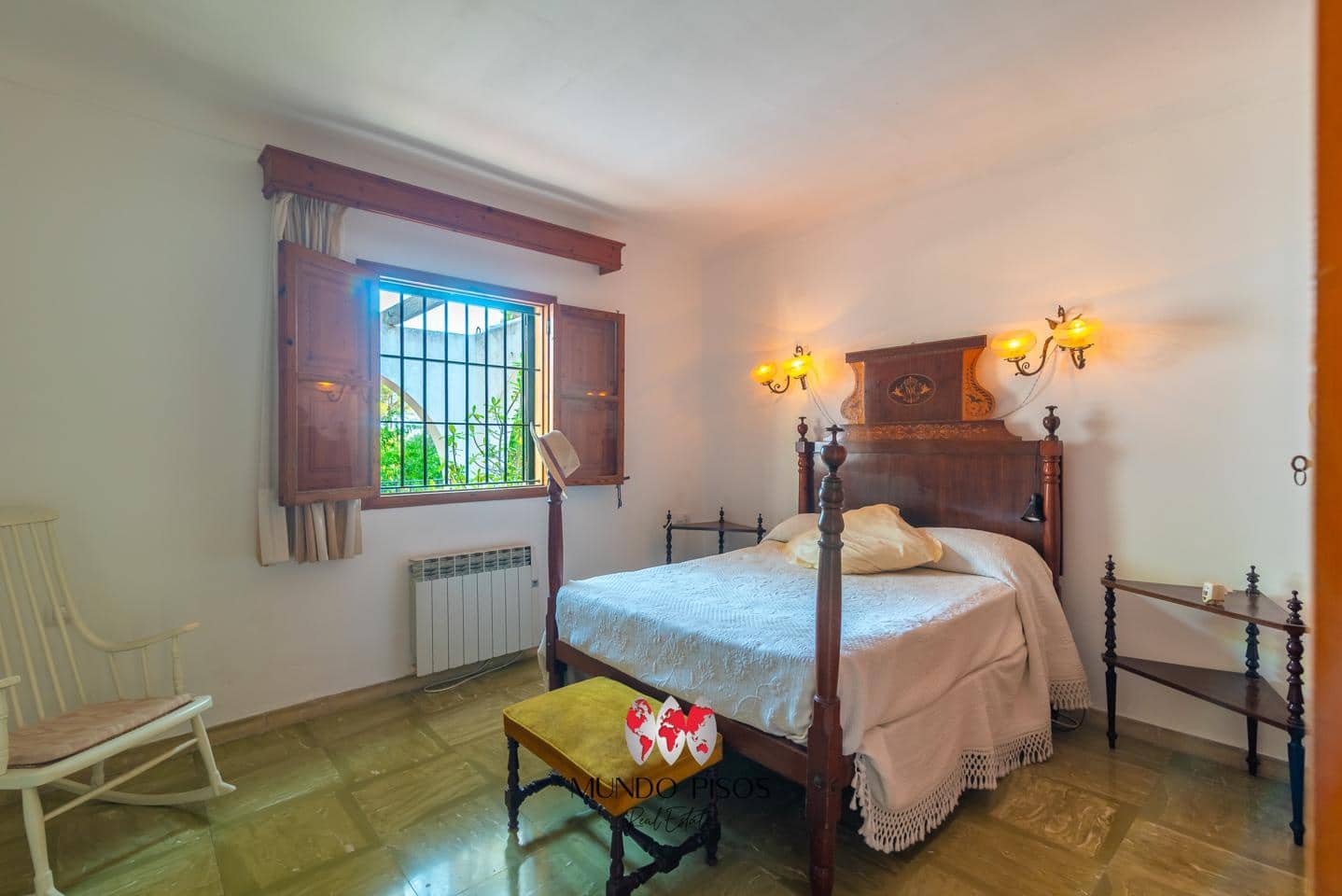 4 sypialnia Willa na sprzedaż w Costa de la Calma z garażem - 1 100 000 € (Ref: 9948632)