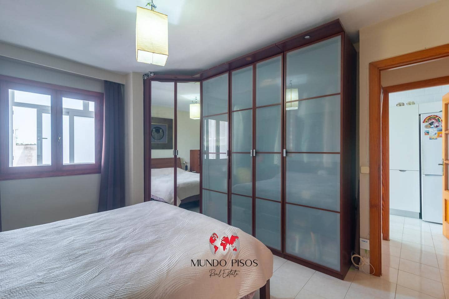 2 bedroom Flat for sale in Coll d'en Rabassa - € 339,000 (Ref: 9977691)