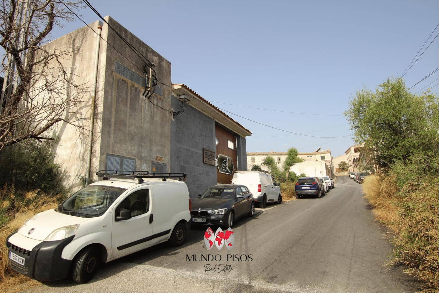 Grunde uden byggetilladelser til salg i Campanet - € 750.000 (Ref: 9977868)
