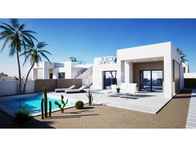 Chalet de 3 habitaciones en La Romana en venta con piscina - 340.000 € (Ref: 10002460)