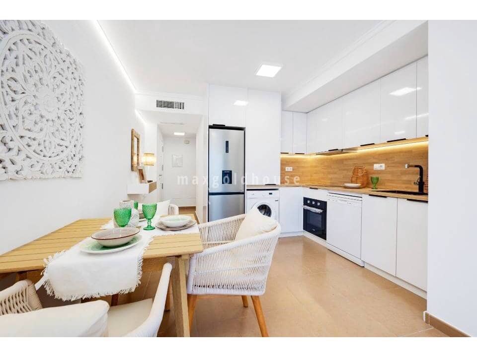 2 makuuhuone Huoneisto myytävänä paikassa Torrevieja - 184 700 € (Ref: 10002474)