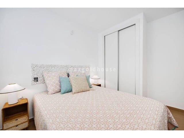 2 makuuhuone Huoneisto myytävänä paikassa Torrevieja - 184 700 € (Ref: 10002474)