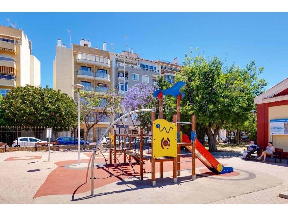 2 makuuhuone Huoneisto myytävänä paikassa Torrevieja - 184 700 € (Ref: 10002474)