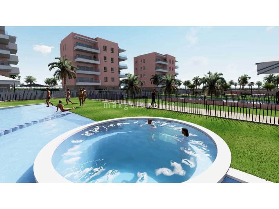 Apartamento de 3 habitaciones en El Raso en venta con piscina - 344.900 € (Ref: 10008123)