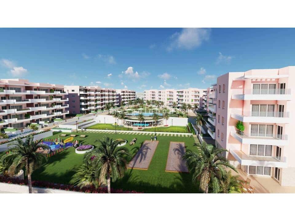 Apartamento de 3 habitaciones en El Raso en venta con piscina - 344.900 € (Ref: 10008123)