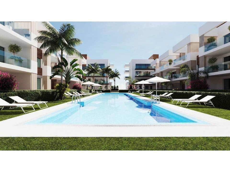 3 soveværelse Lejlighed til salg i San Pedro del Pinatar med swimmingpool - € 317.900 (Ref: 10008136)