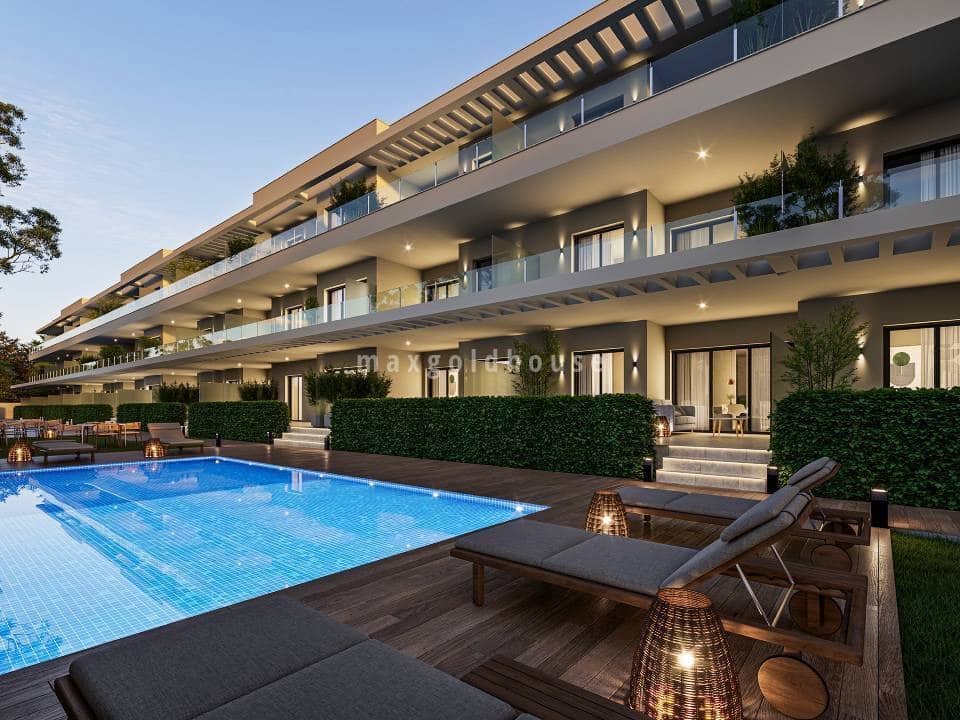 2 bedroom Apartment for sale in Los Alcazares with pool - € 339,000 (Ref: 10009878)