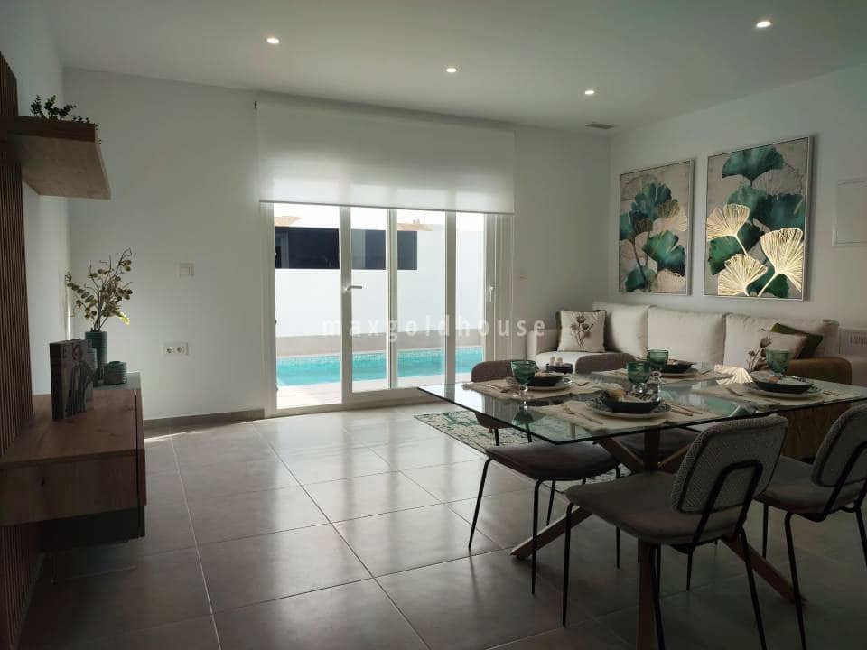 3 bedroom Villa for sale in Balsicas with pool - € 330,000 (Ref: 10010051)