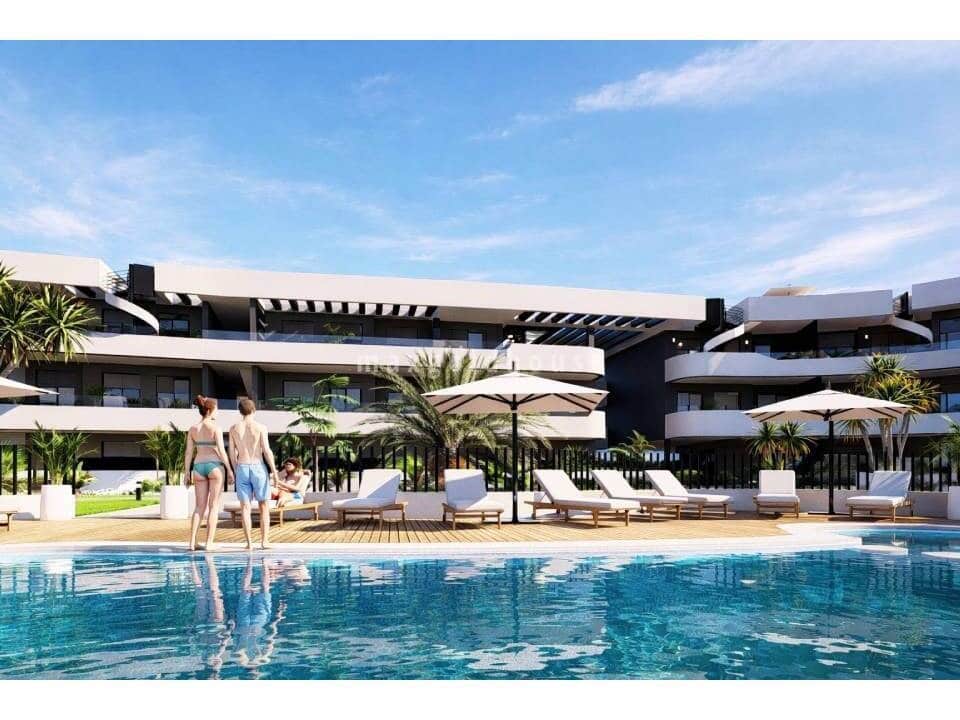 3 bedroom Apartment for sale in Los Alcazares with pool - € 338,900 (Ref: 10010052)