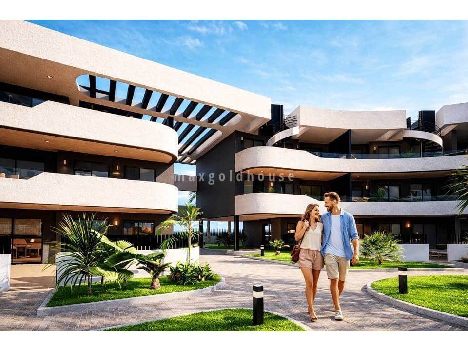 3 bedroom Apartment for sale in Los Alcazares with pool - € 338,900 (Ref: 10010052)