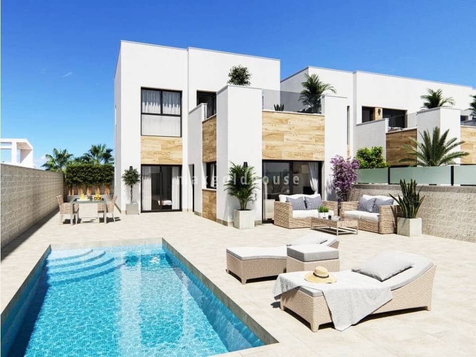 3 slaapkamer Villa te koop in La Marina met zwembad - € 395.000 (Ref: 10012699)