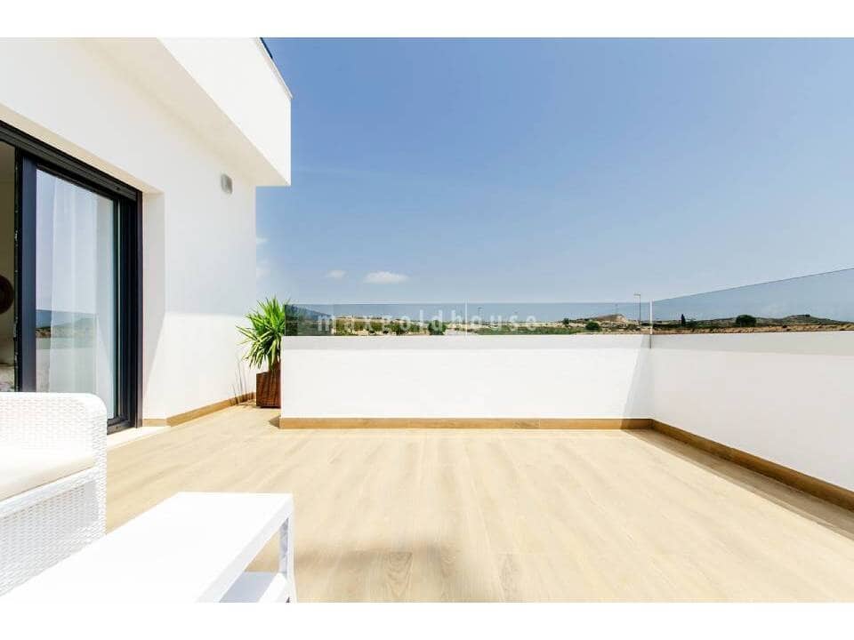 3 soveværelse Villa til salg i Los Montesinos med swimmingpool - € 395.000 (Ref: 10012700)