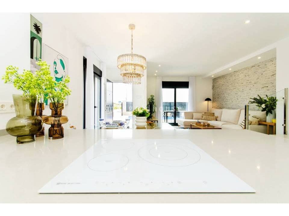3 soveværelse Villa til salg i Los Montesinos med swimmingpool - € 439.000 (Ref: 10012701)