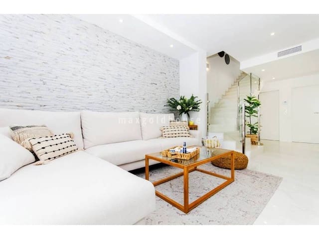 3 soveværelse Villa til salg i Los Montesinos med swimmingpool - € 439.000 (Ref: 10012701)