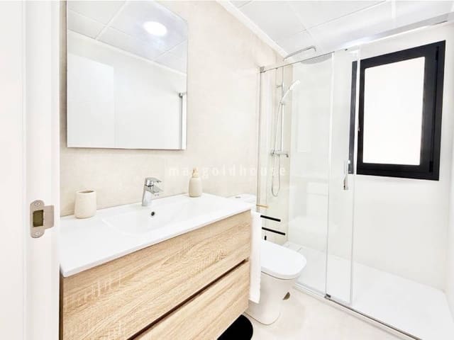 2 makuuhuone Huvila myytävänä paikassa Cox mukana uima-altaan - 223 000 € (Ref: 10012703)