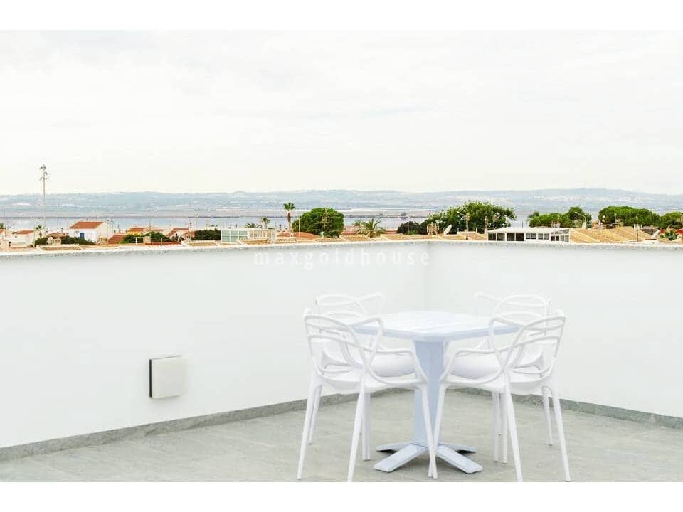 3 bedroom Villa for sale in La Torreta with pool - € 424,000 (Ref: 10014935)