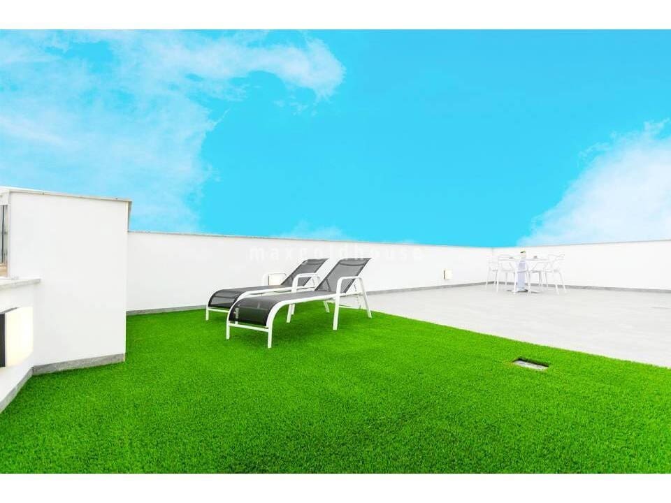 3 bedroom Villa for sale in La Torreta with pool - € 424,000 (Ref: 10014935)