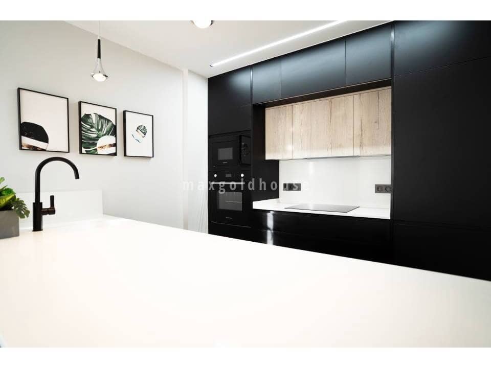 3 Zimmer Apartment zu verkaufen in Villamartin mit Pool - 363.500 € (Ref: 10014939)