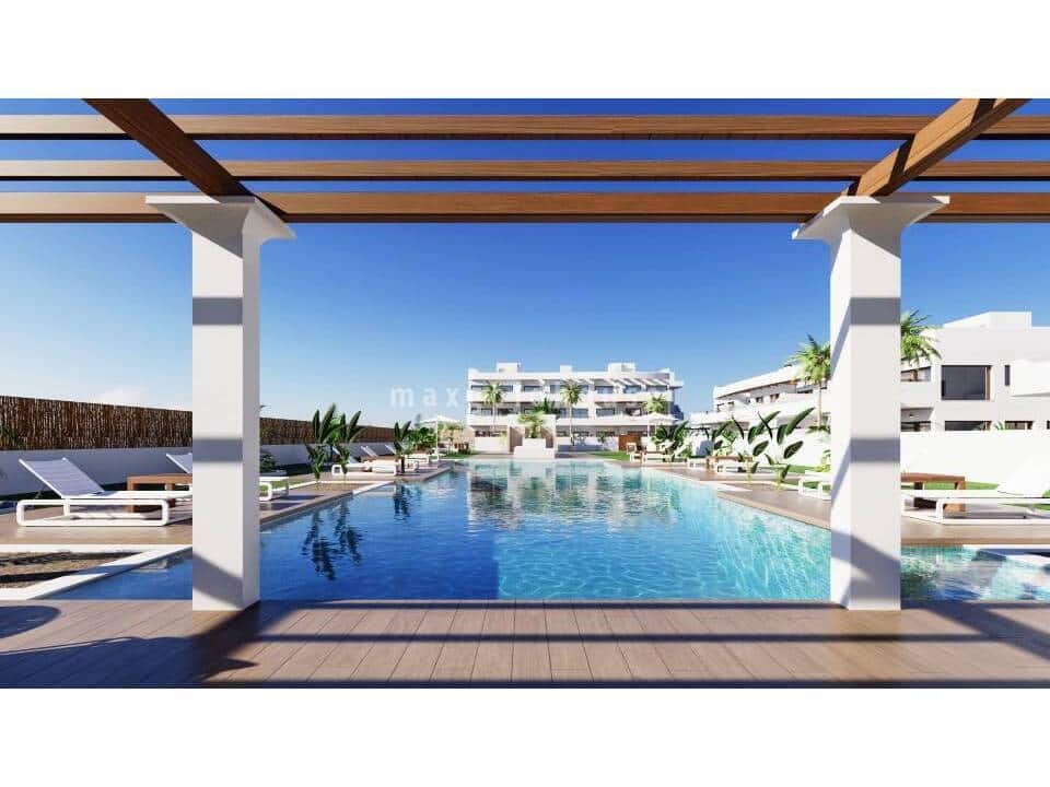 3 soverom Leilighet til salgs i Los Alcazares med svømmebasseng - € 319 900 (Ref: 10018778)