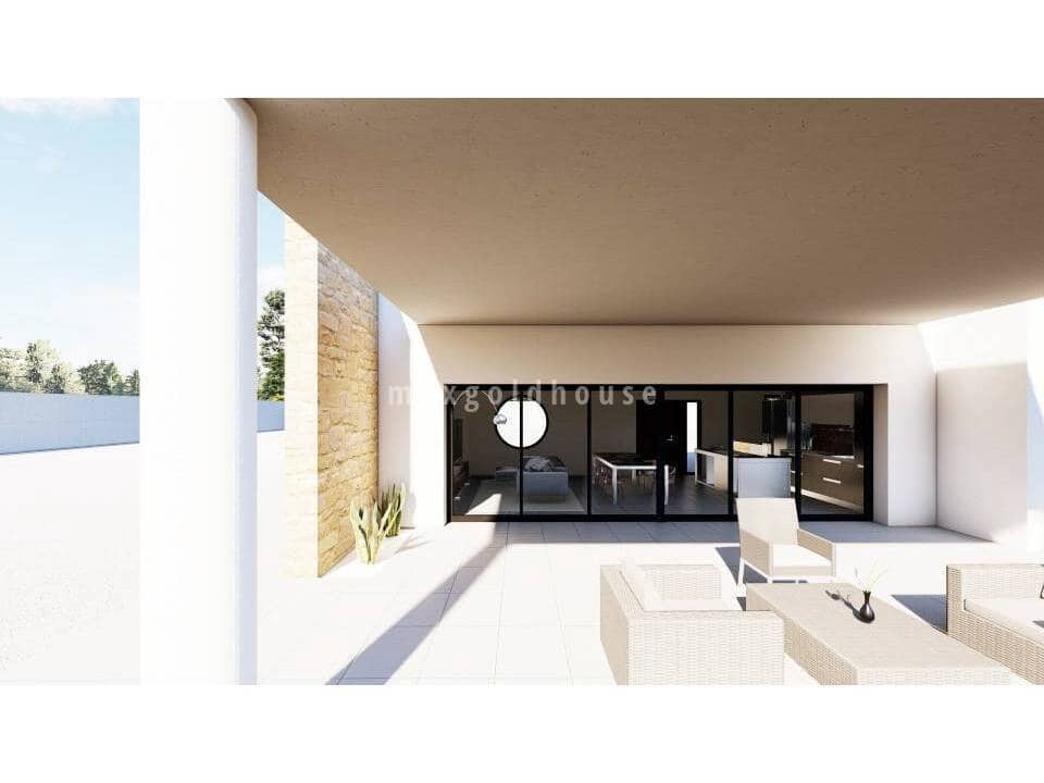 Chalet de 3 habitaciones en Pinoso en venta con piscina - 365.000 € (Ref: 10018784)