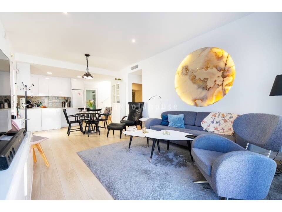 Chalet de 3 habitaciones en San Pedro del Pinatar en venta con piscina - 425.000 € (Ref: 10019945)