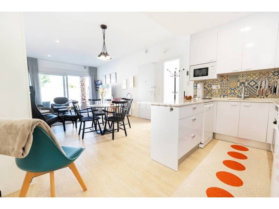 Chalet de 3 habitaciones en San Pedro del Pinatar en venta con piscina - 425.000 € (Ref: 10019945)