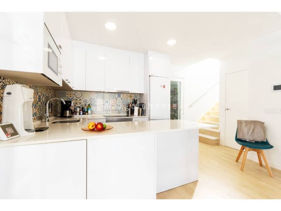 Chalet de 3 habitaciones en San Pedro del Pinatar en venta con piscina - 425.000 € (Ref: 10019945)