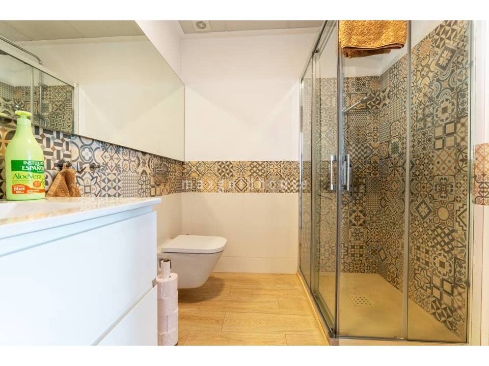 Chalet de 3 habitaciones en San Pedro del Pinatar en venta con piscina - 425.000 € (Ref: 10019945)
