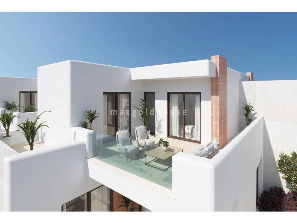 3 bedroom Villa for sale in Roldan with pool - € 354,950 (Ref: 10021827)