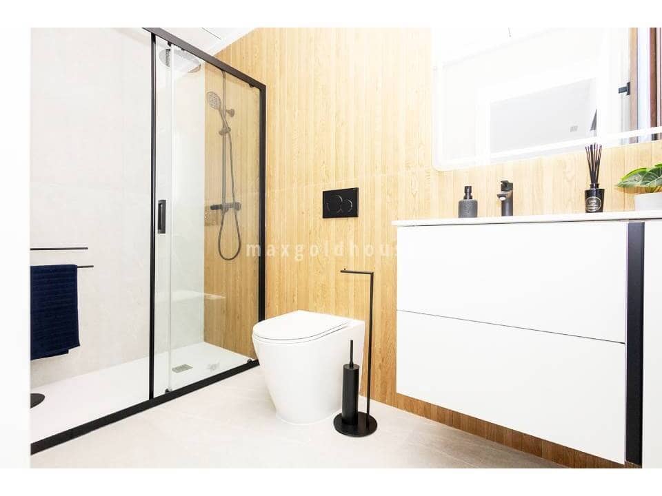 Pareado de 3 habitaciones en Los Montesinos en venta con piscina - 315.000 € (Ref: 10021832)