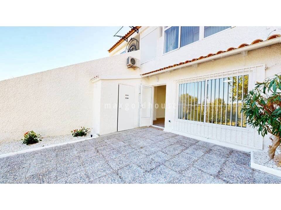 2 soverom Leilighet til salgs i Villamartin - € 199 000 (Ref: 10023430)