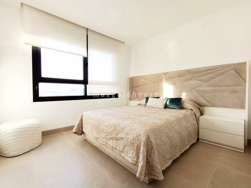 3 slaapkamer Villa te koop in Benijofar met zwembad - € 449.000 (Ref: 10023436)
